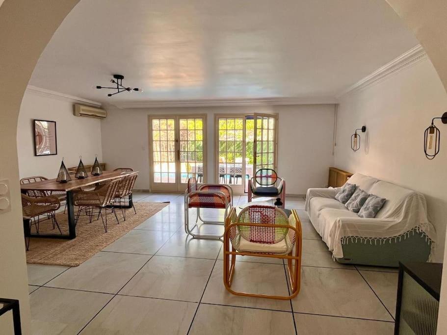 Villa Perpignan Avec Piscine - Route Des Plages Bagian luar foto